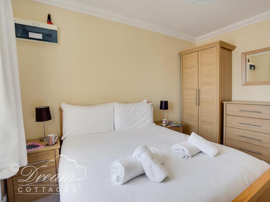 Bridge Apartment Уэймут Экстерьер фото
